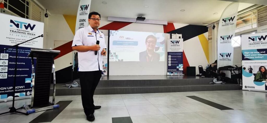 Yayasan Pengguna Negara Malaysia, Wilayah Sarawak. Dr. Ling Yee Soon, Deputy Chairman of YPNM Sibu branch is proud to share the knowledge of...